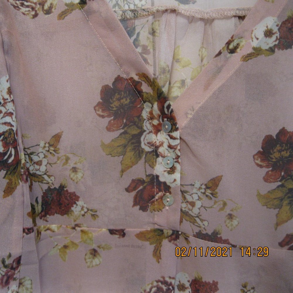 Lovely blue and pink sheet floral blouse NWOT 3X